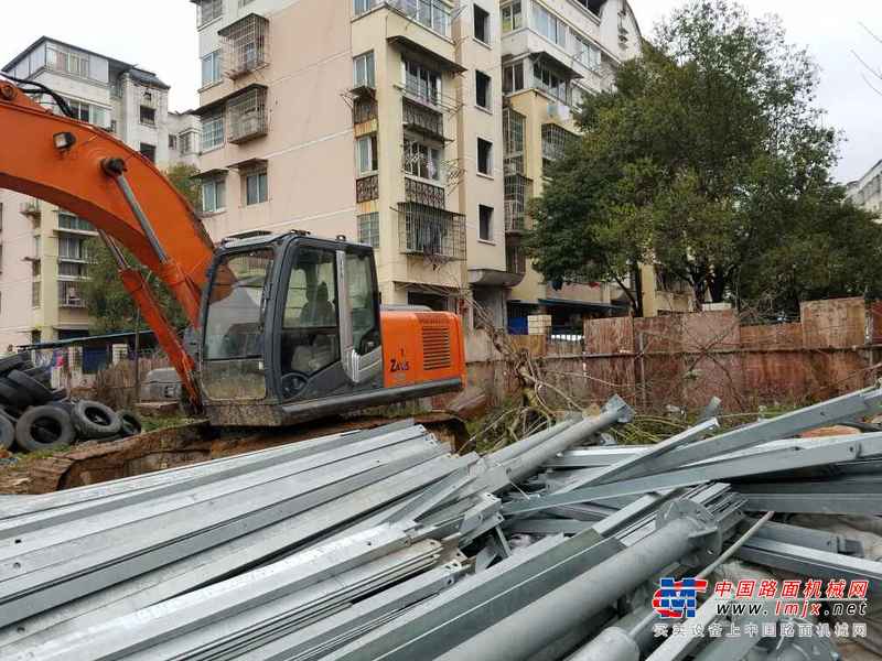 江西出售转让二手7500小时2011年日立ZX210H挖掘机