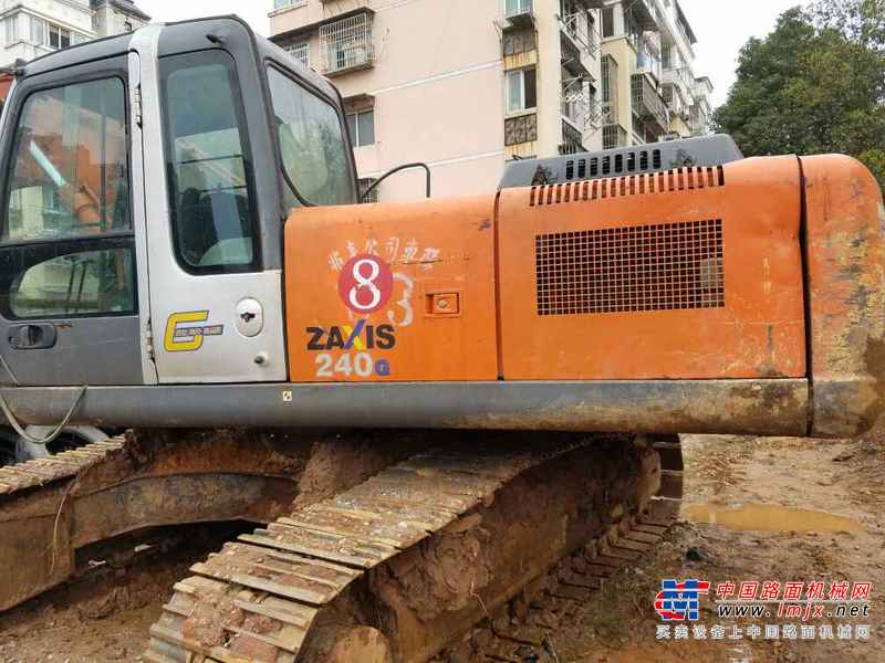 江西出售转让二手6300小时2012年日立ZX240挖掘机