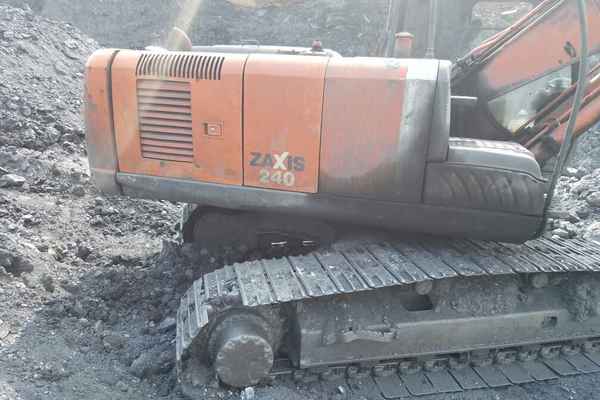 江西出售转让二手9600小时2008年日立ZX200挖掘机