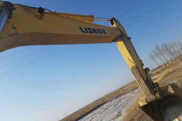内蒙古出售转让二手3000小时2011年力士德SC230挖掘机