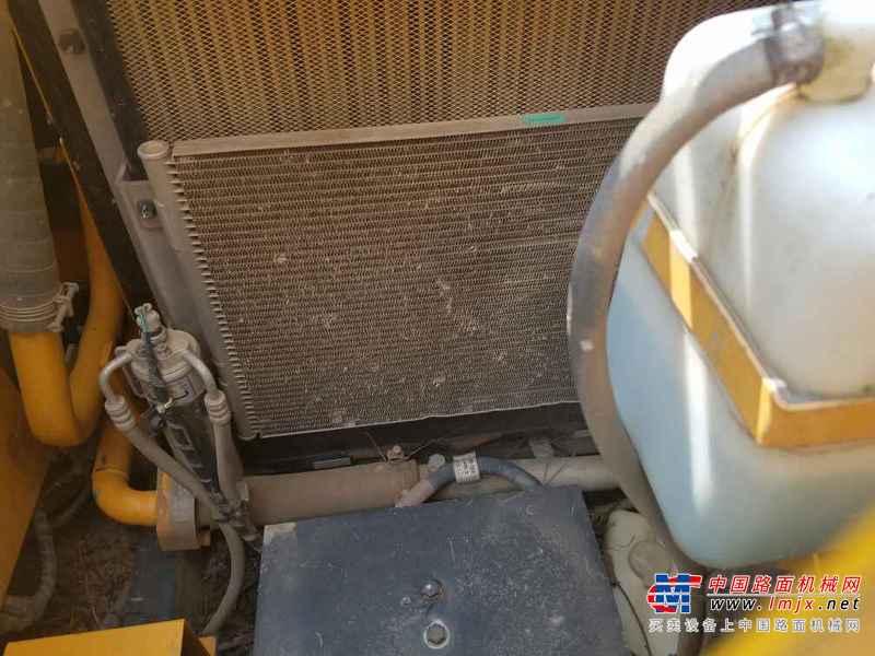 江西出售转让二手6000小时2013年现代R110挖掘机