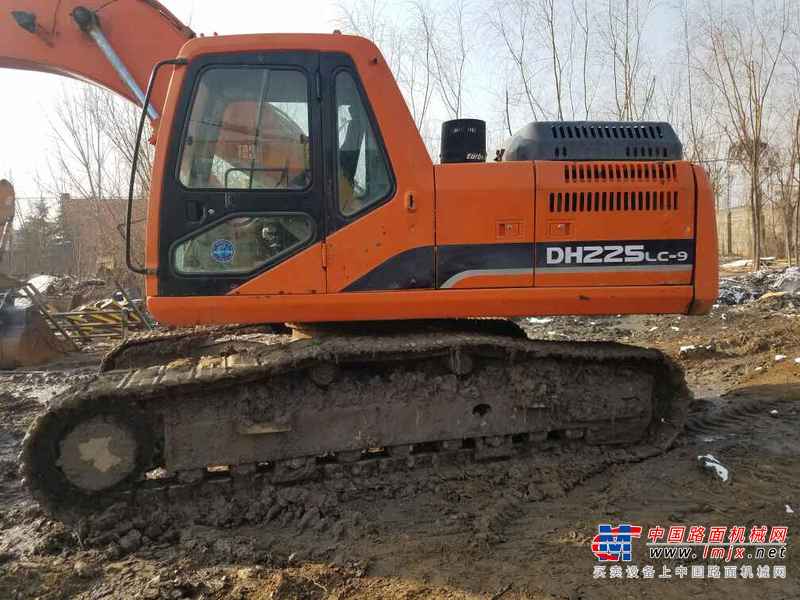 河南出售转让二手6985小时2011年斗山DH225LC挖掘机