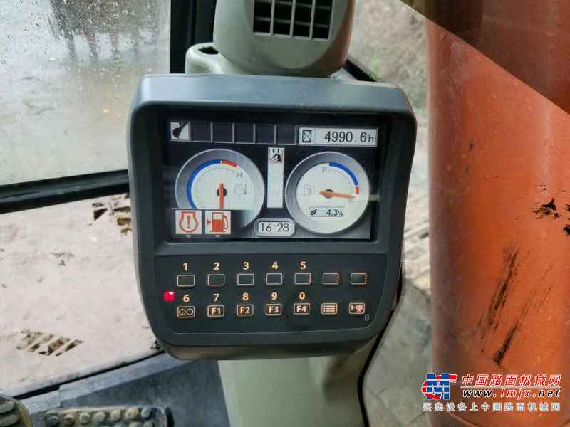 江西出售转让二手4990小时2011年日立ZX200挖掘机