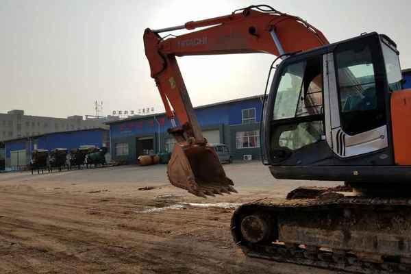 江西出售转让二手7827小时2009年日立ZX240挖掘机