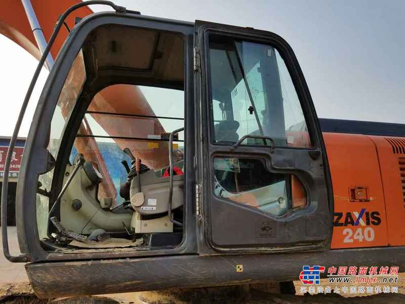江西出售转让二手7827小时2009年日立ZX240挖掘机