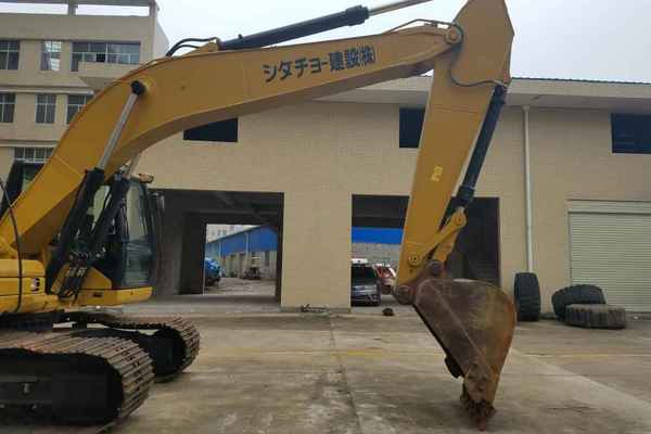 江西出售转让二手4900小时2016年卡特彼勒320D挖掘机