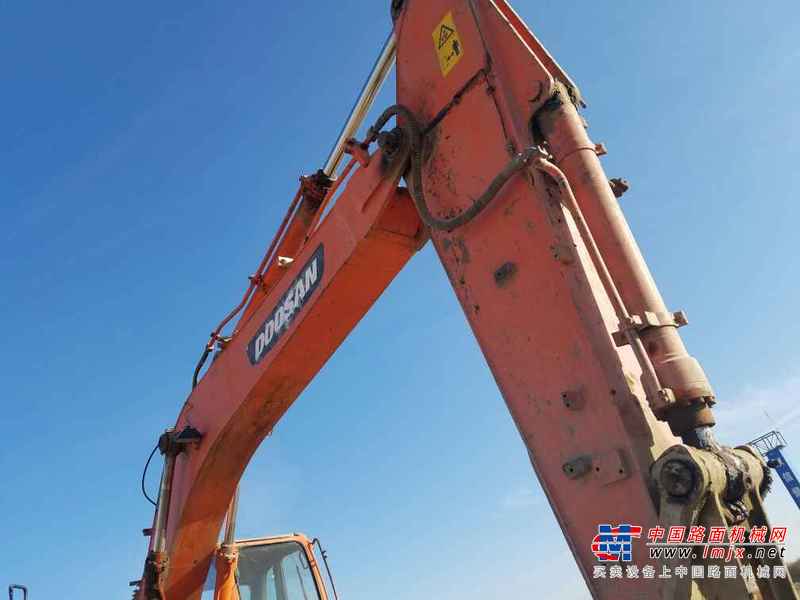 内蒙古出售转让二手10000小时2010年斗山DX260LC挖掘机