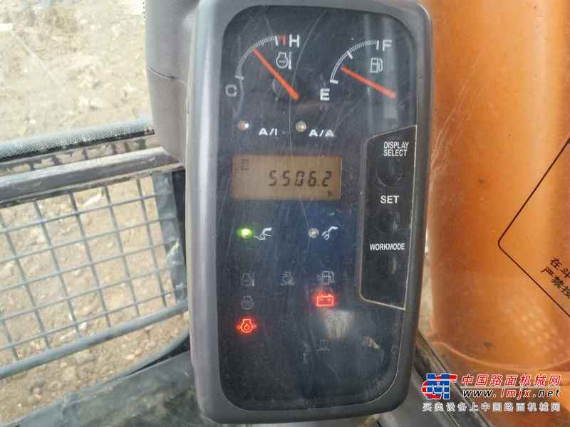 陕西出售转让二手5500小时2013年日立ZX240挖掘机