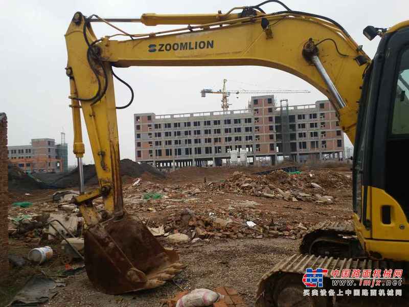 陕西出售转让二手6000小时2014年中联重科ZE150E挖掘机