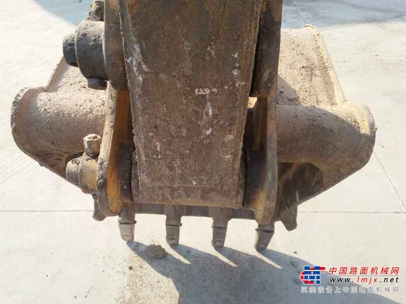 陕西出售转让二手2600小时2013年柳工906D挖掘机