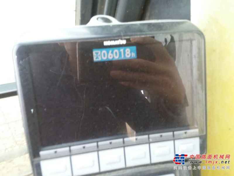 陕西出售转让二手6000小时2011年小松PC240LC挖掘机