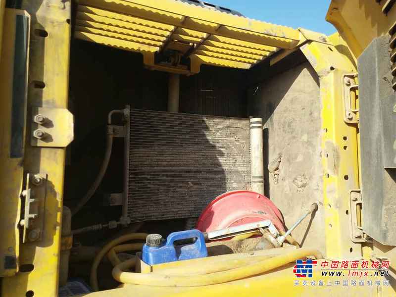 陕西出售转让二手58小时2010年小松PC220挖掘机