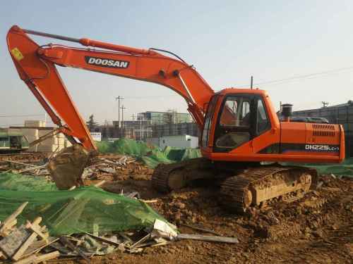 陕西出售转让二手6000小时2010年斗山DH220LC挖掘机