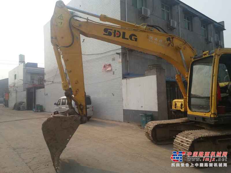 陕西出售转让二手3800小时2012年临工LG6150挖掘机