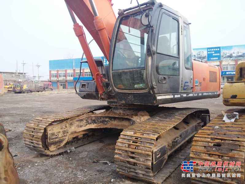 山西出售转让二手6000小时2011年日立ZX240LC挖掘机