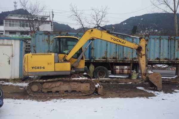 山西出售转让二手4500小时2012年玉柴YC85挖掘机