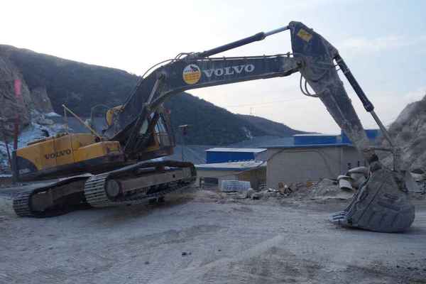 山西出售转让二手14140小时2013年沃尔沃EC240BLC挖掘机