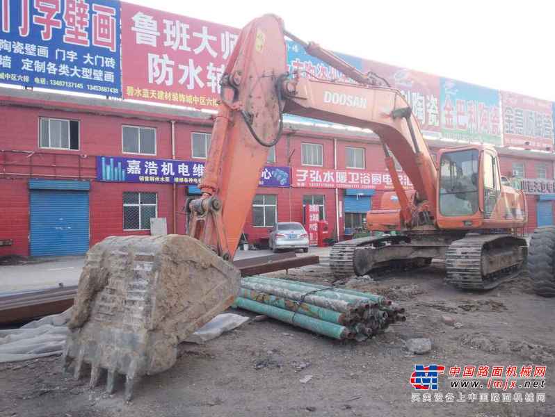 山西出售转让二手7000小时2011年斗山DH300LC挖掘机