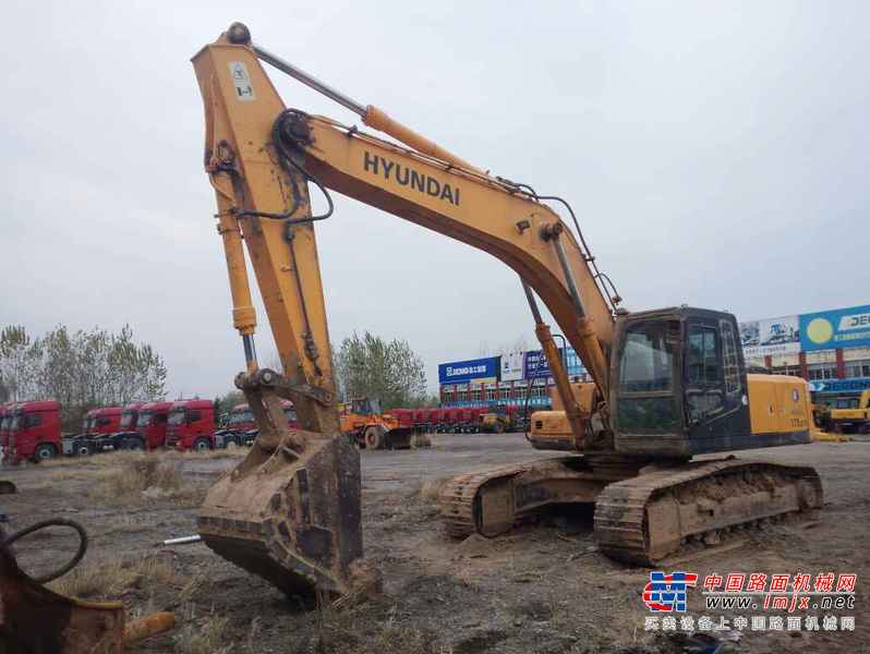 山西出售转让二手7734小时2011年现代R305LC挖掘机