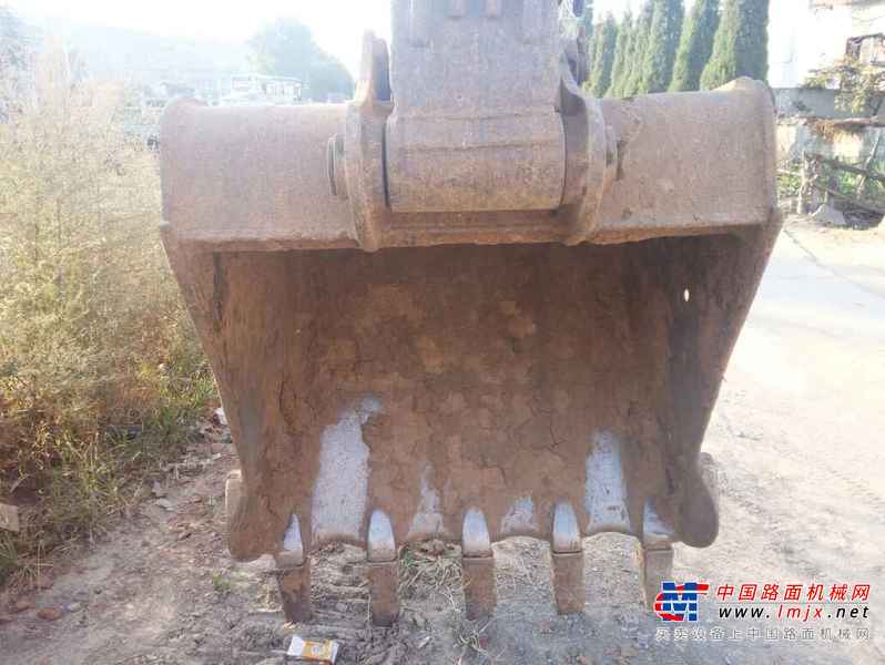 山西出售转让二手12000小时2006年现代R225LC挖掘机