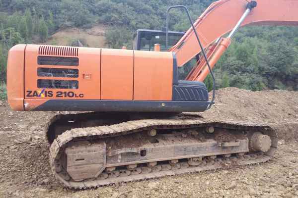 山西出售转让二手2700小时2014年日立ZX210LC挖掘机