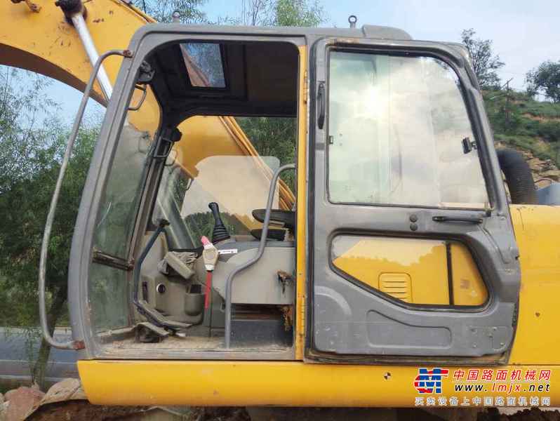 山西出售转让二手5200小时2010年徐工XE230C挖掘机
