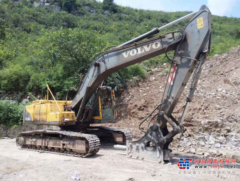 山西出售转让二手9800小时2009年沃尔沃EC240B挖掘机