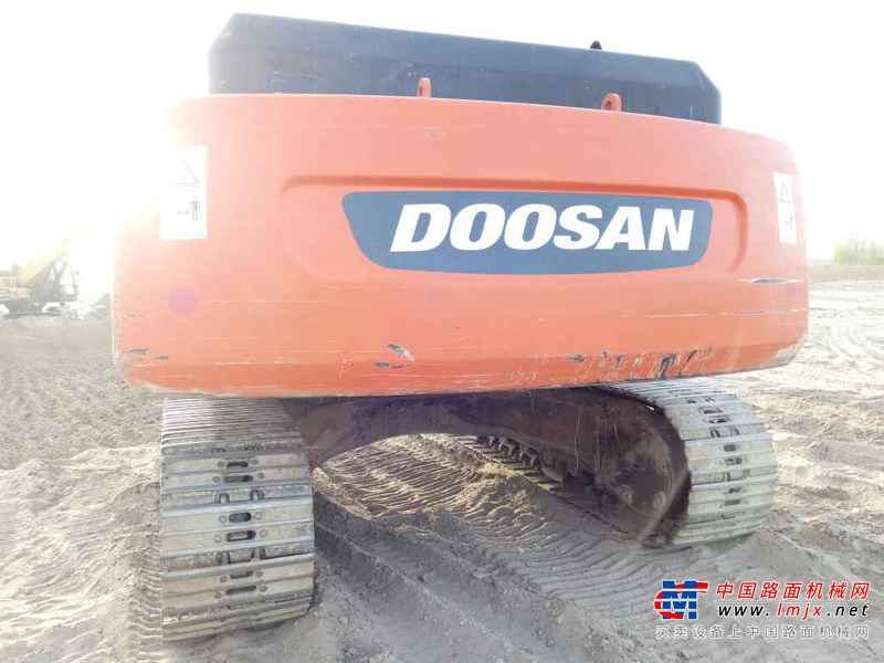 宁夏出售转让二手4000小时2010年斗山DH300LC挖掘机