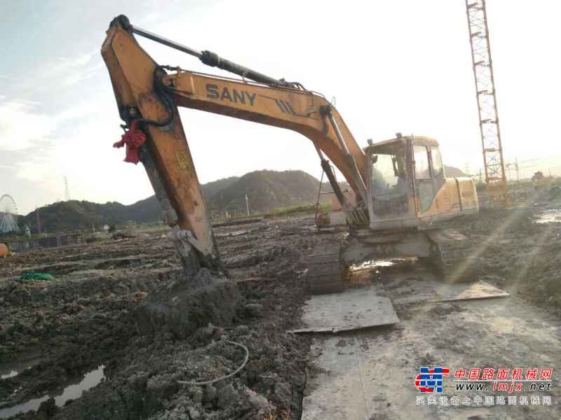 浙江出售转让二手9850小时2010年三一重工SY215C挖掘机