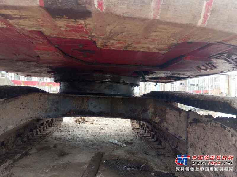 云南出售转让二手14580小时2009年竹内TB1135C挖掘机