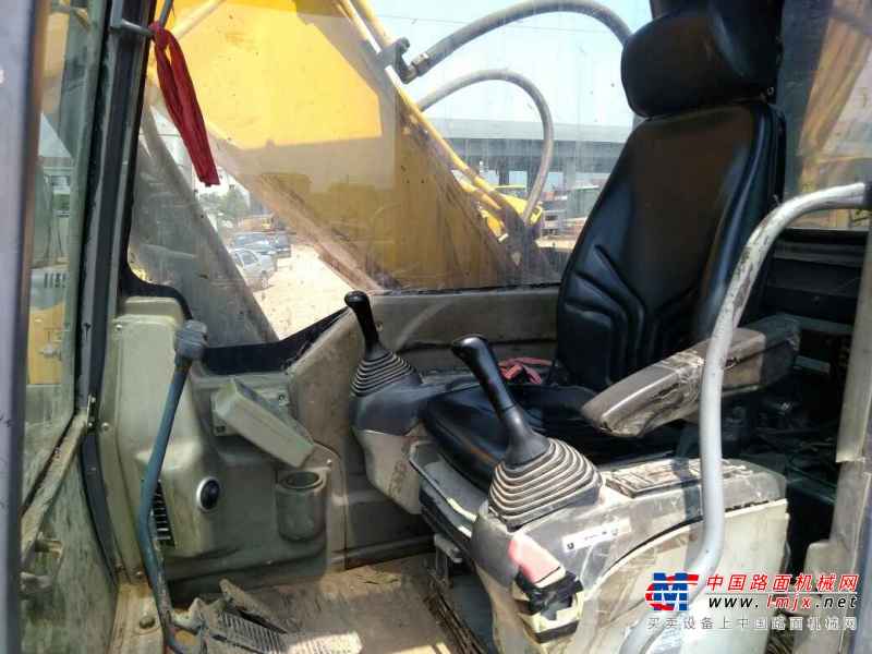重庆出售转让二手6900小时2010年徐工XE210挖掘机