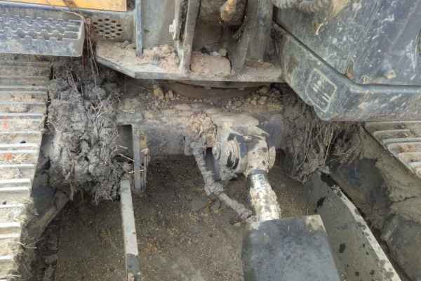 黑龙江出售转让二手8000小时2010年柳工CLG908C挖掘机