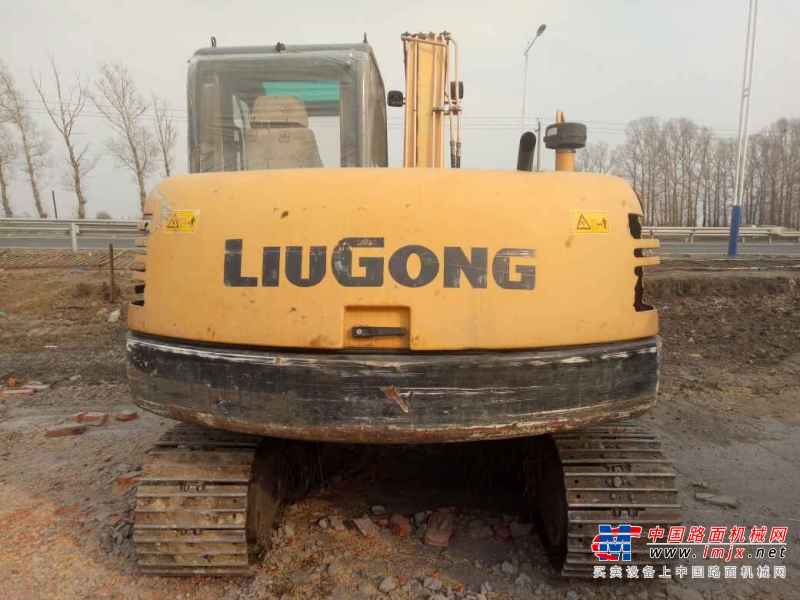 黑龙江出售转让二手8000小时2010年柳工CLG908C挖掘机
