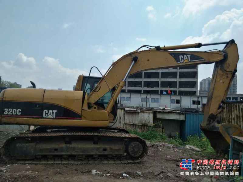 重庆出售转让二手19000小时2006年卡特彼勒320C挖掘机