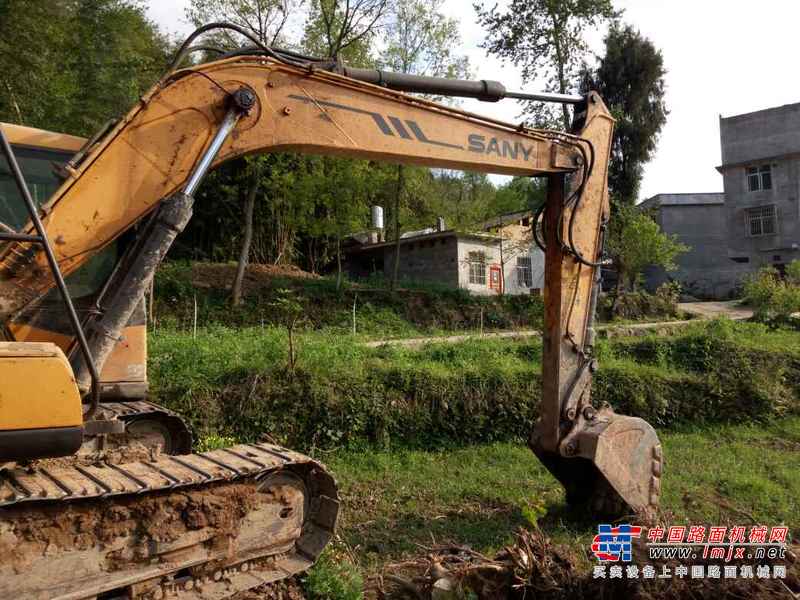 四川出售转让二手7600小时2013年三一重工SY135挖掘机