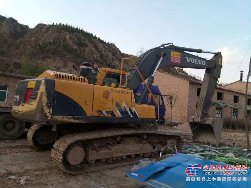 山西出售转让二手6000小时2012年沃尔沃EC240B挖掘机