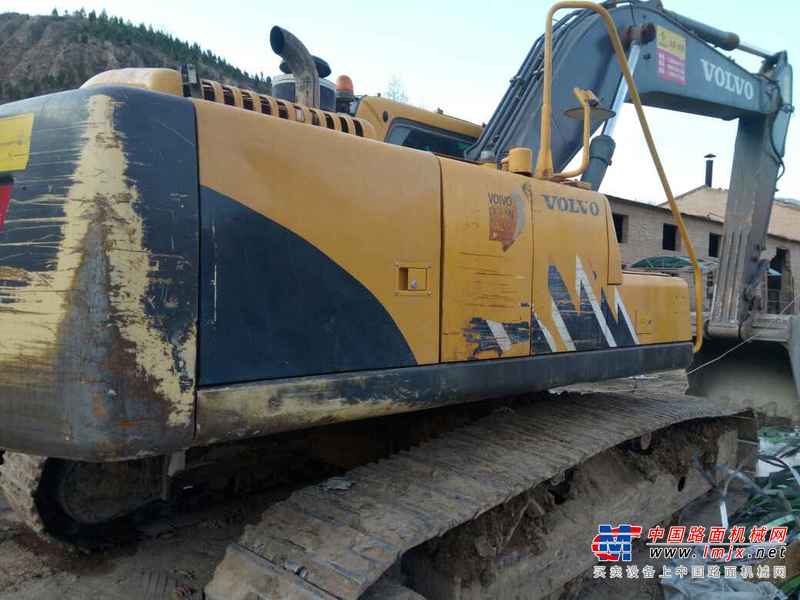 山西出售转让二手6000小时2012年沃尔沃EC240B挖掘机