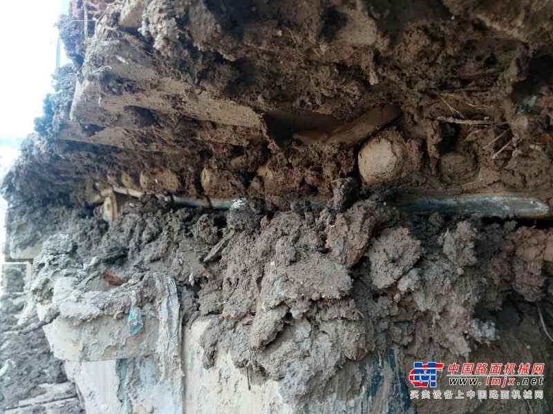 重庆出售转让二手1600小时2015年玉柴YC135挖掘机