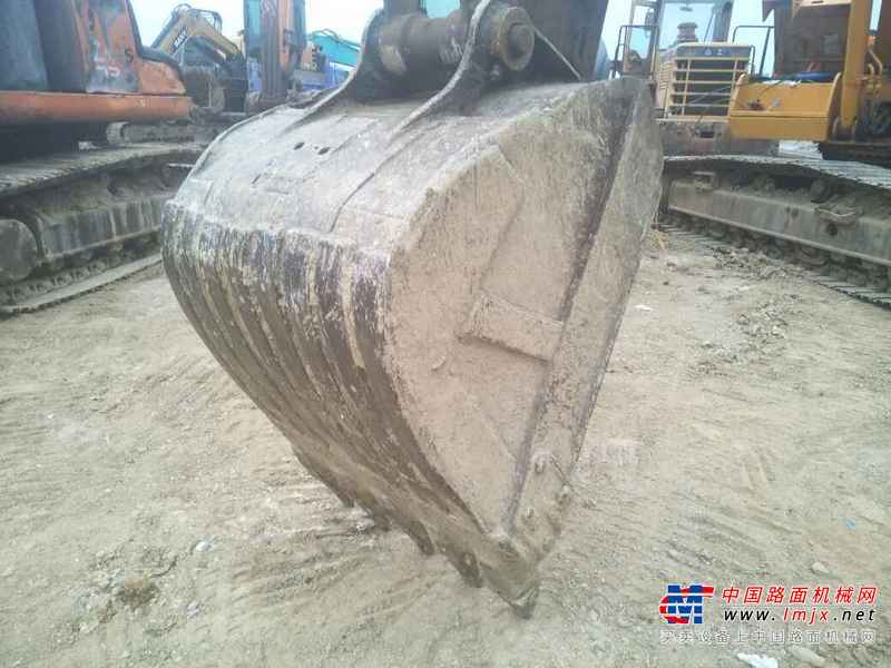 云南出售转让二手15000小时2004年现代R220LC挖掘机