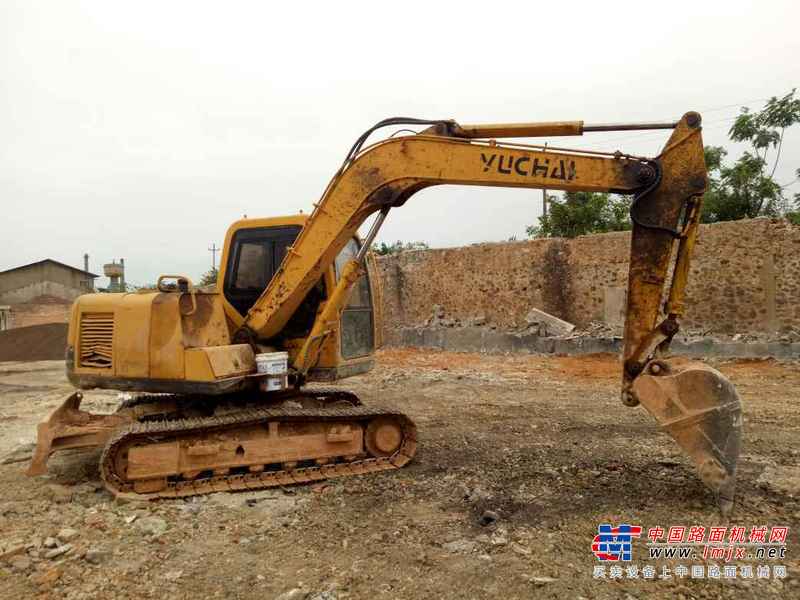广西出售转让二手6874小时2010年玉柴YC85挖掘机