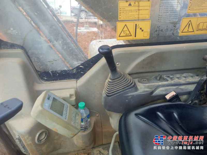 江西出售转让二手9000小时2010年徐工XE210挖掘机