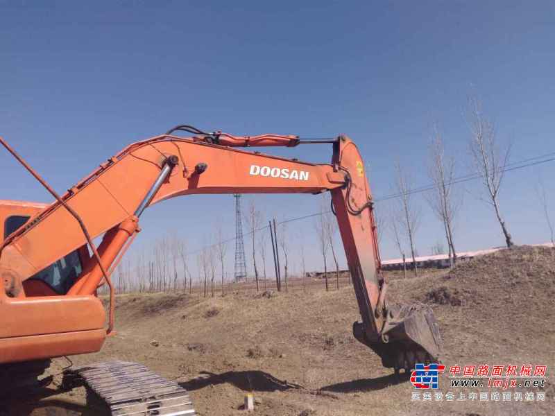 内蒙古出售转让二手15000小时2009年斗山DH220LC挖掘机