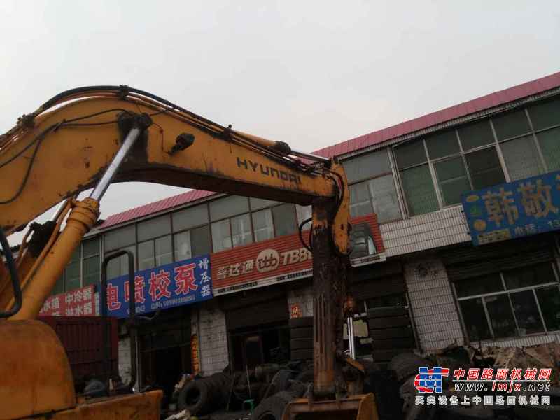 山西出售转让二手8000小时2007年现代轮挖R210W挖掘机