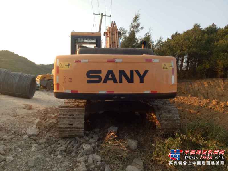 云南出售转让二手5000小时2012年三一重工SY215C挖掘机