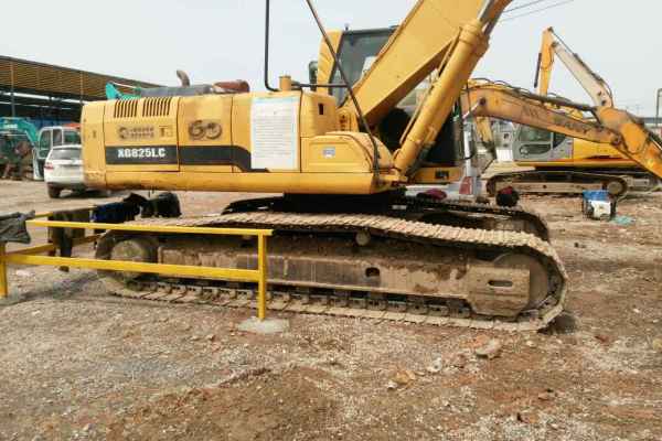 陕西出售转让二手6000小时2012年厦工XG825挖掘机