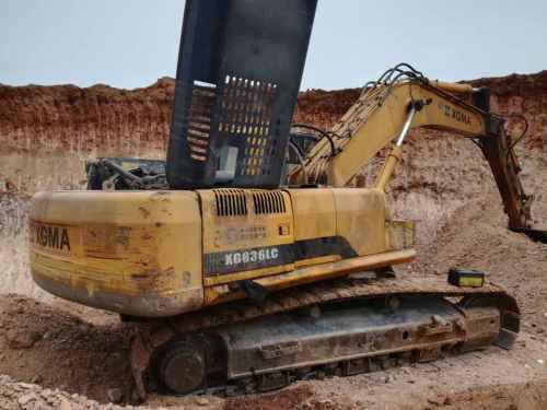 河南出售转让二手8900小时2011年厦工XG836LC挖掘机