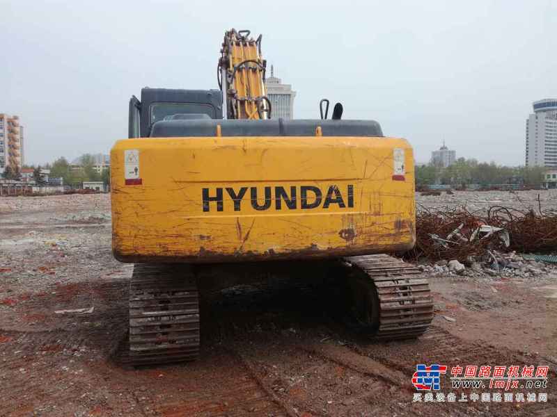 河南出售转让二手8600小时2011年现代R225LC挖掘机