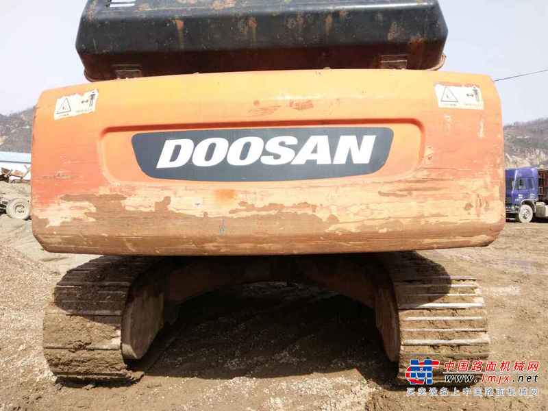 陕西出售转让二手8000小时2010年斗山DH300LC挖掘机