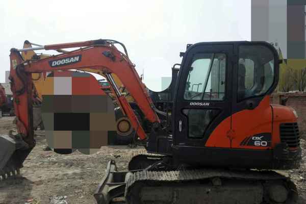 内蒙古出售转让二手6100小时2012年斗山DX60挖掘机