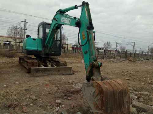 内蒙古出售转让二手4000小时2010年神钢SK60挖掘机